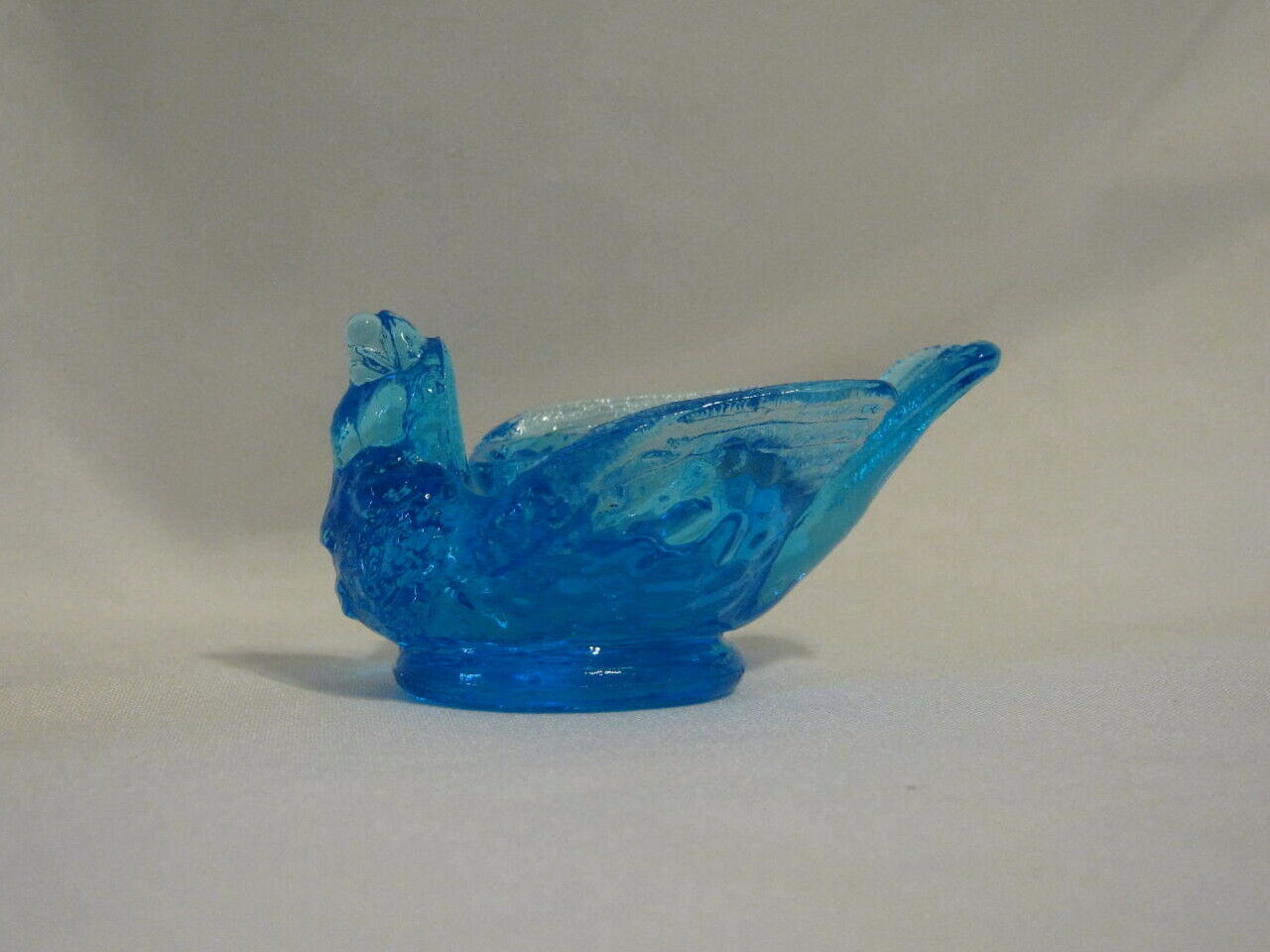 Vintage Degenhart Glass Bluebell Blue Bird With Berry Bird Salt Dip Cellar