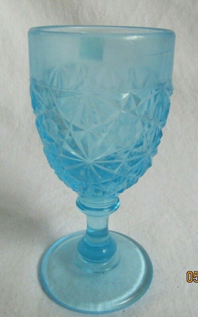 DEGENHART GLASS BUZZ SAW WINE GOBLET (SAPPHIRE BLUE)